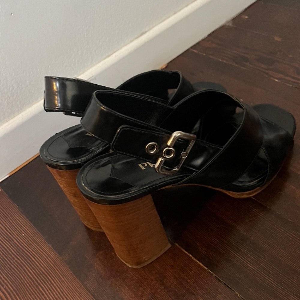 PRADA Women - Genuine Black Patent Leather Wedges - Size 41 - Picture 9 of 10